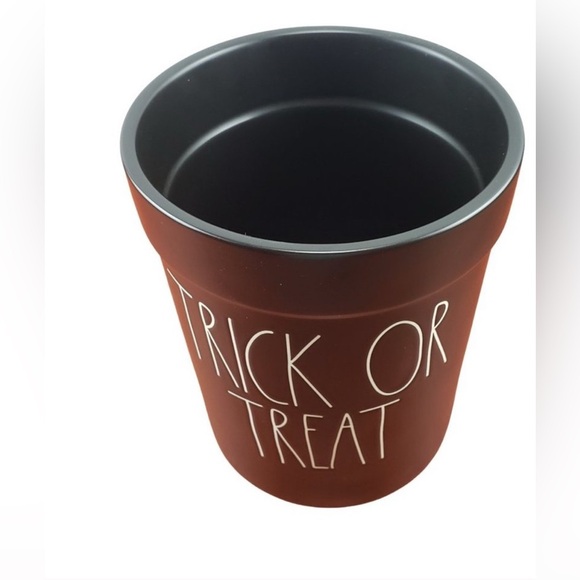 Rae Dunn Trick Or Treat Crock Utensil Holder Halloween Black White By Magenta - Picture 2 of 6